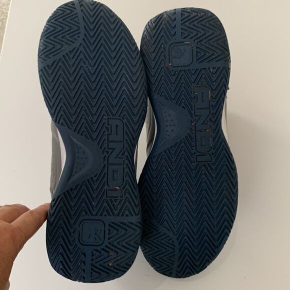 AND1 Men’s Basketball Gray Sneakers Size 12 - Picture 7 of 11